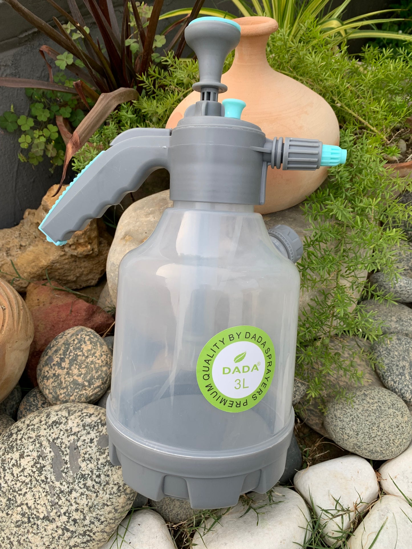 Multi-Purpose High-Pressure Pump Sprayer for Garden, Car Wash & Home Cleaning 3 Liters