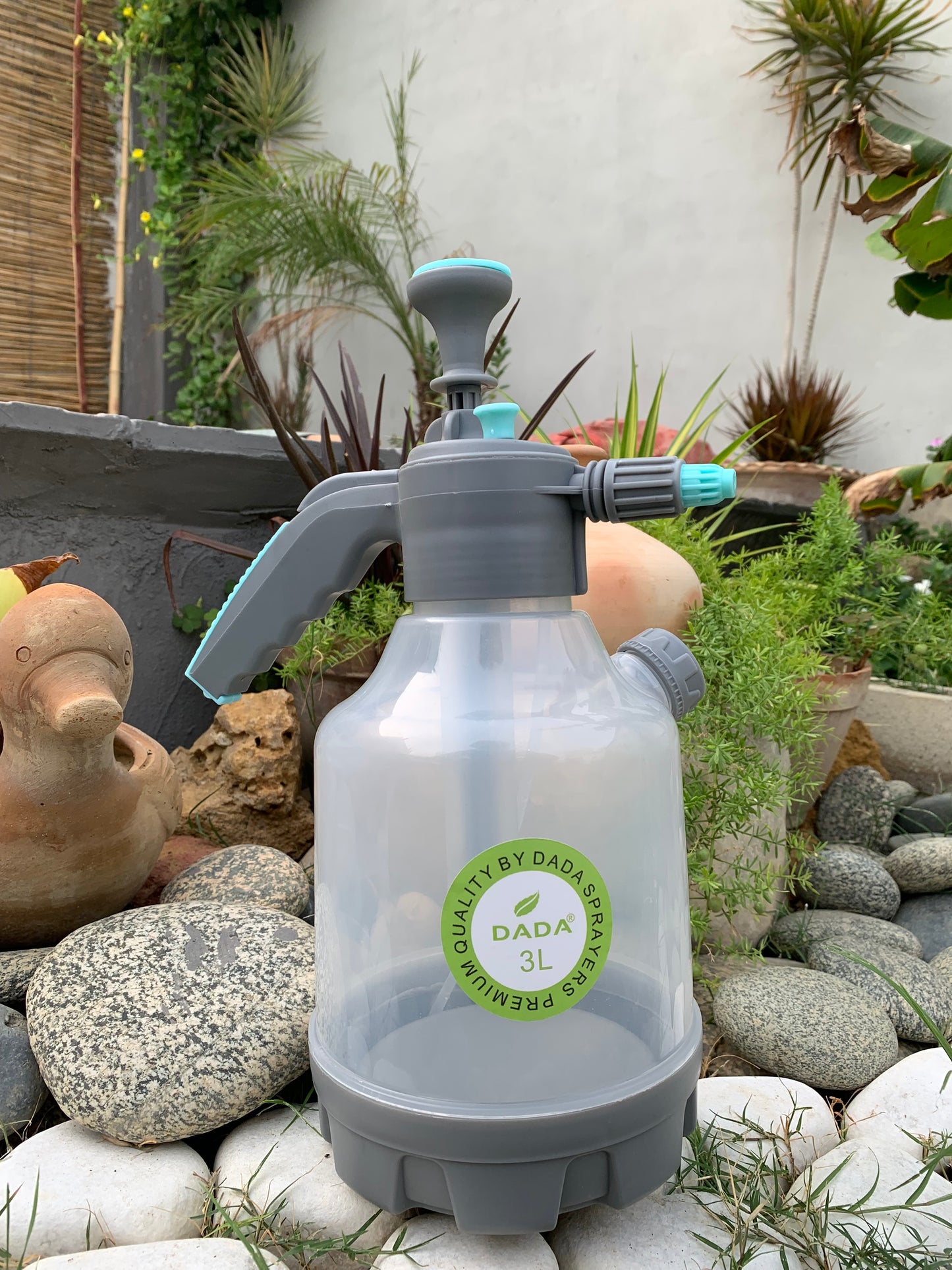 Multi-Purpose High-Pressure Pump Sprayer for Garden, Car Wash & Home Cleaning 3 Liters